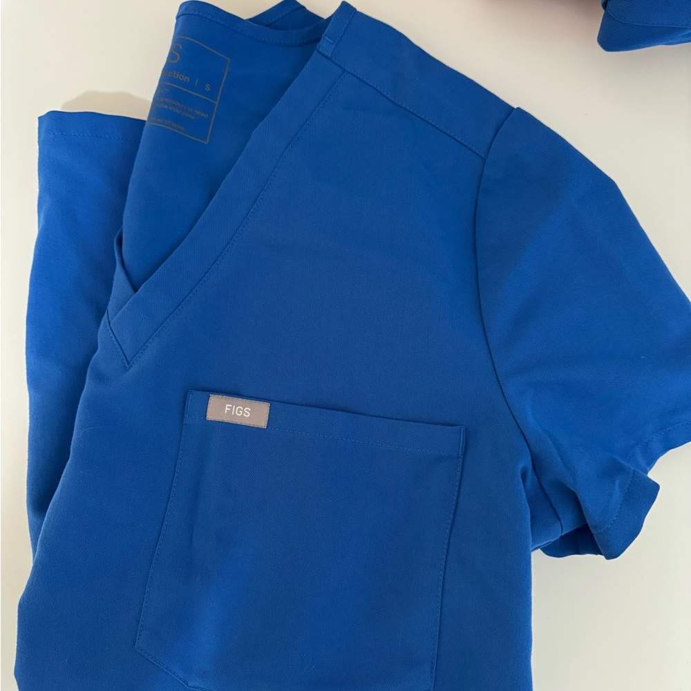 Figs Catarina One Pocket Scrub Top
